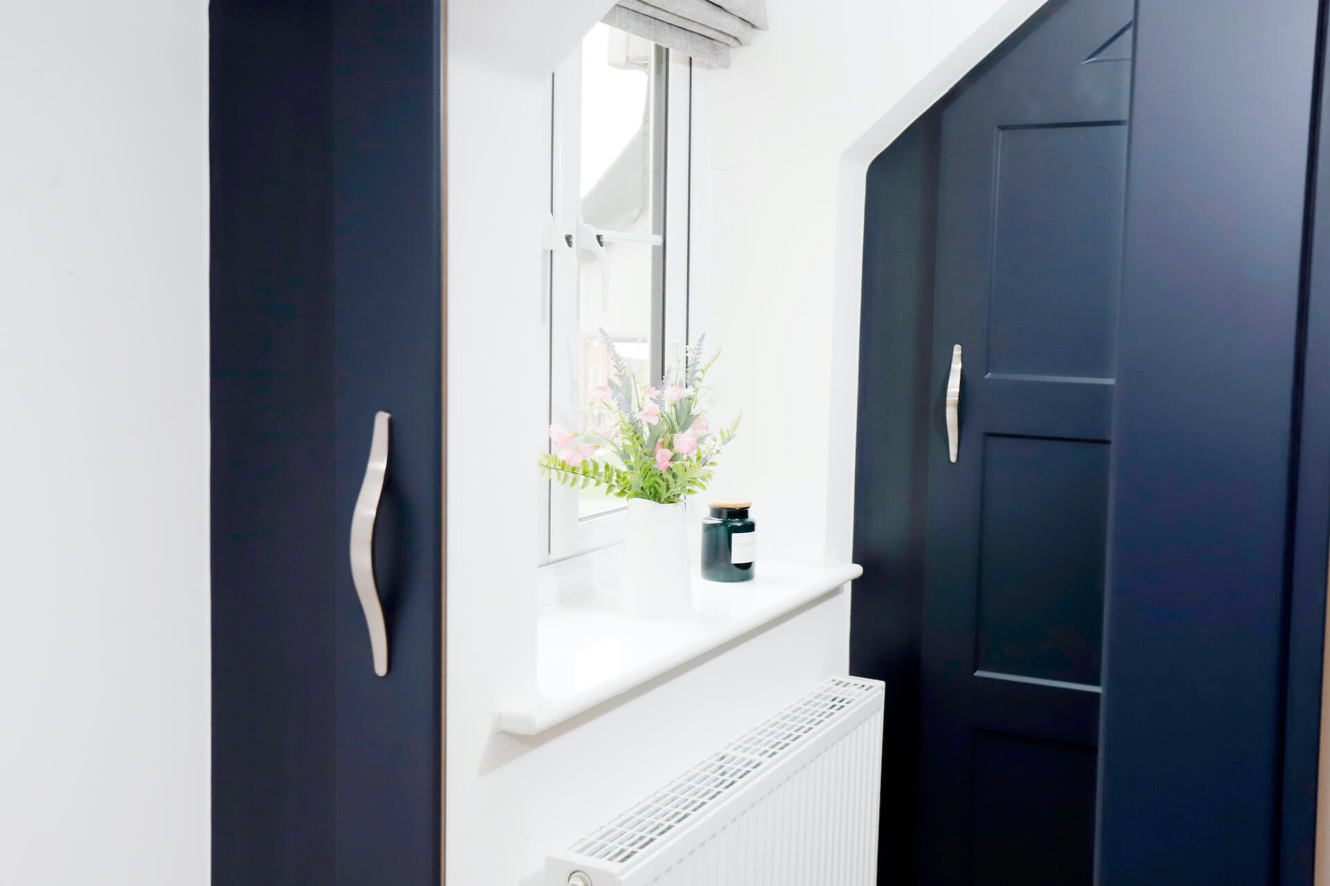 Indigo-blue-mirror-wardrobe-2